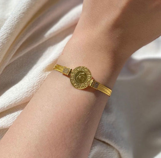Versace Luxury Bracelet, designed exclusively for stylish young women